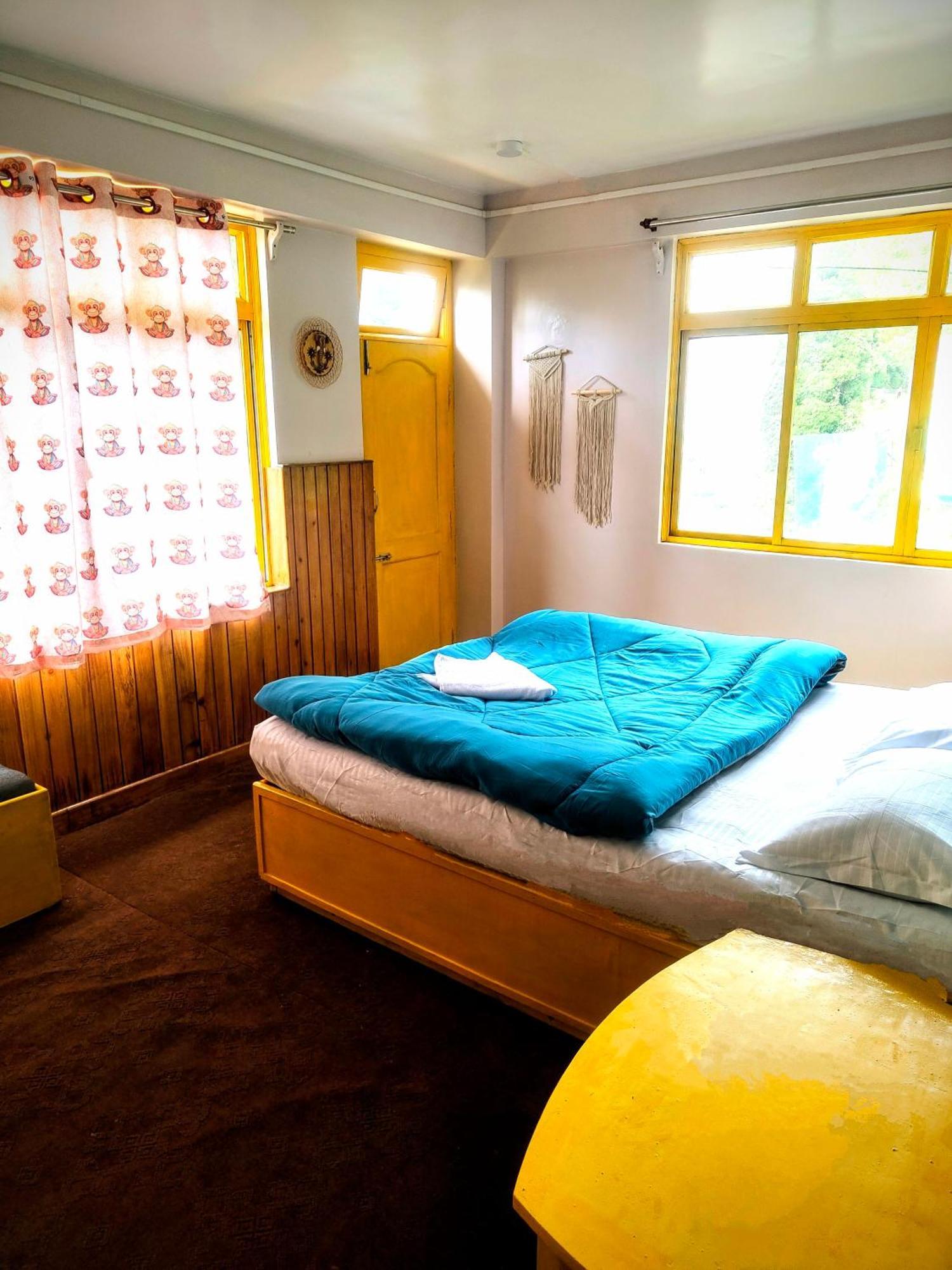 Hidden Monkey Backpackers Darjeeling, Batasia Darjeeling  Exterior photo