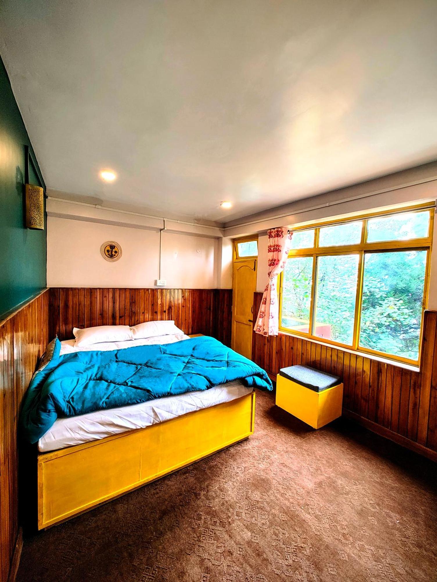 Hidden Monkey Backpackers Darjeeling, Batasia Darjeeling  Exterior photo